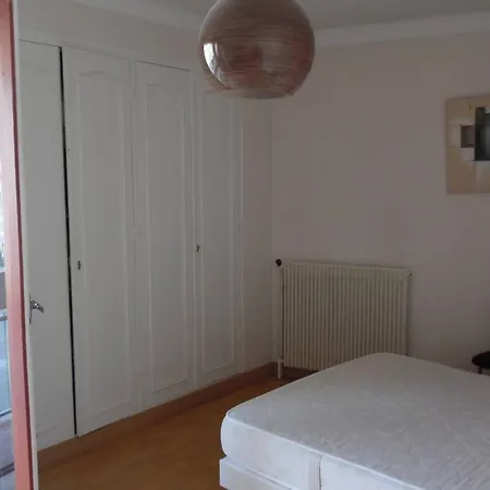 F2 Avec Terrasse, 3 Pers, Proche Cures Et Centre-ville, Amelie-les-bains - Fr-1-703-117 Apartmán