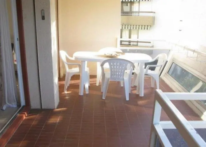 F2 Avec Terrasse, 3 Pers, Proche Cures Et Centre-ville, Amelie-les-bains - Fr-1-703-117 شقة