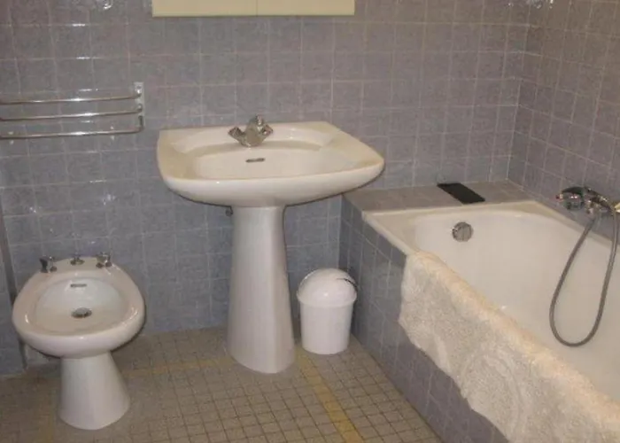 F2 Avec Terrasse, 3 Pers, Proche Cures Et Centre-ville, Amelie-les-bains - Fr-1-703-117