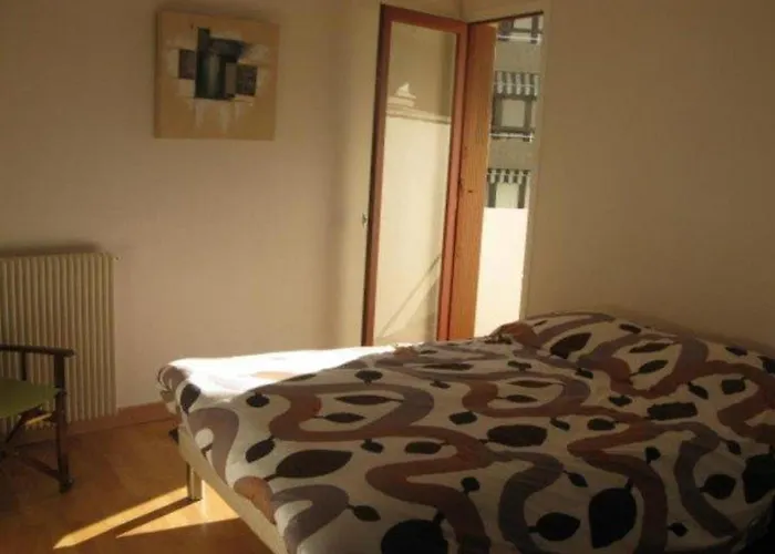 شقة F2 Avec Terrasse, 3 Pers, Proche Cures Et Centre-ville, Amelie-les-bains - Fr-1-703-117 Amélie-les-Bains-Palalda