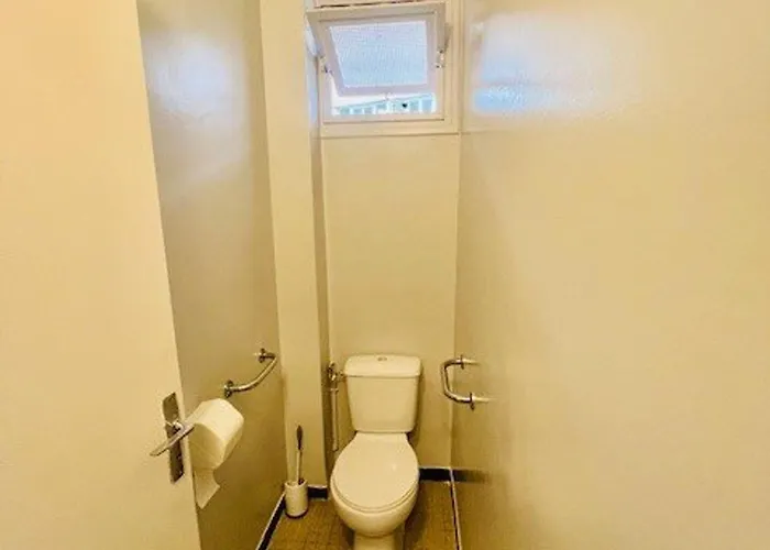 F2 Avec Terrasse, 3 Pers, Proche Cures Et Centre-ville, Amelie-les-bains - Fr-1-703-117